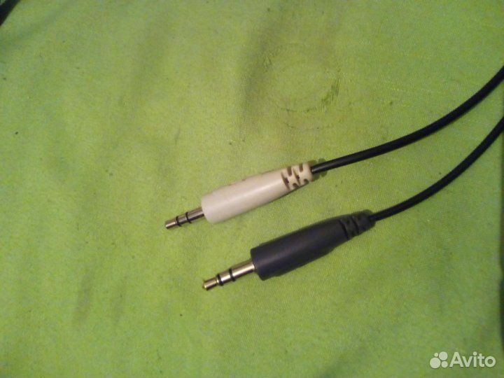 Наушники Philips с микрофоном