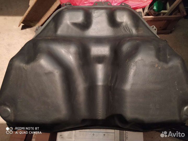 Топливный бак на Субару