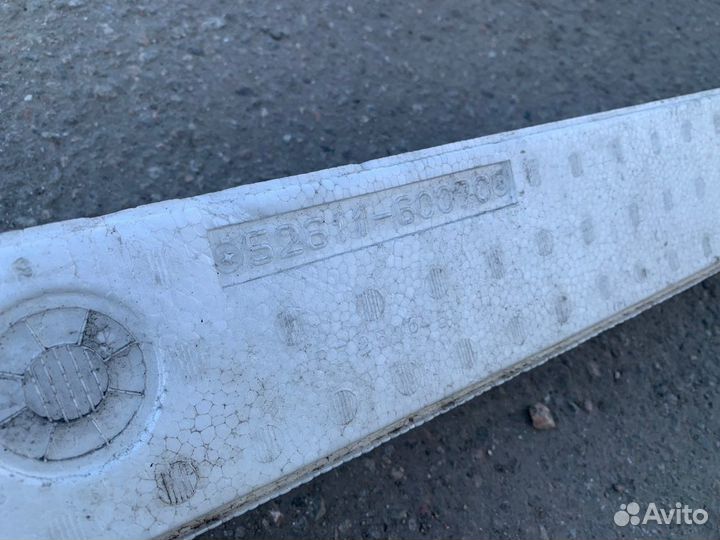 Наполнитель переднего бампера Prado 150 (до 2013)