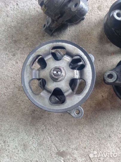 Honda stepwgn cr-v носос гура