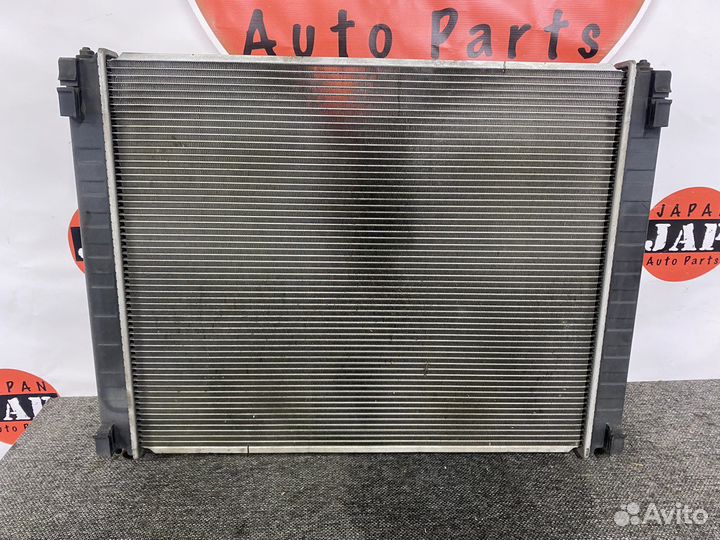 Радиатор охлаждения Infiniti EX J50