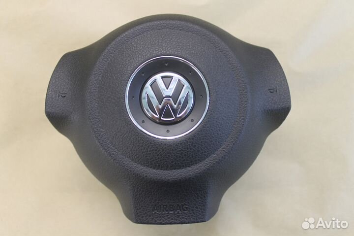 Рулевая накладка Volkswagen Polo