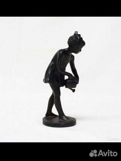 Чугунная статуэтка