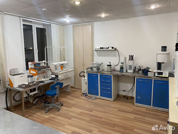 Зуботехнический стол в аренду