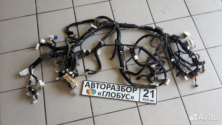 Проводка салона подторпедная Sentra B17