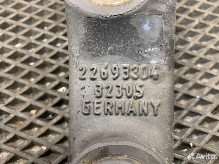 Сошка поворотного кулака правая Volvo FH