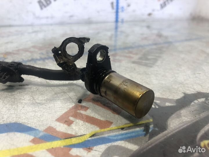 Тойота Рав 4 Датчик положения коленчатого вала