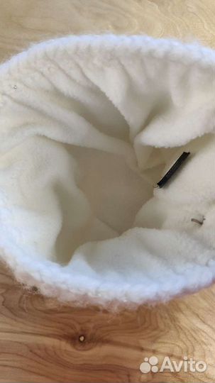 Шапка тёплая на флисе. Белая зимняя