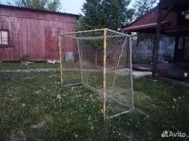 Ворота футбольные