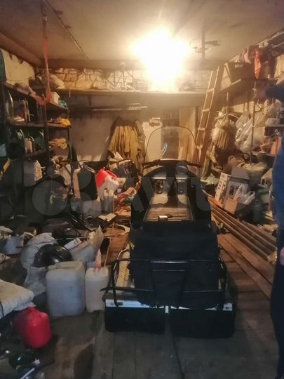 Гараж, > 30 м²