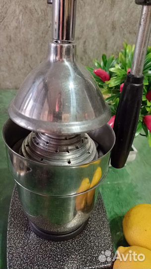 Соковыжималка-Пресс для цитрусовых, граната