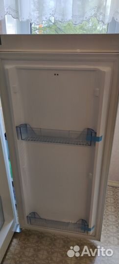 Морозильная камера Hansa FZ 202/34