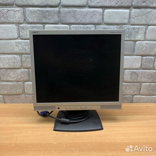 Бюджетные мониторы для видеонаблюдения. Гарантия