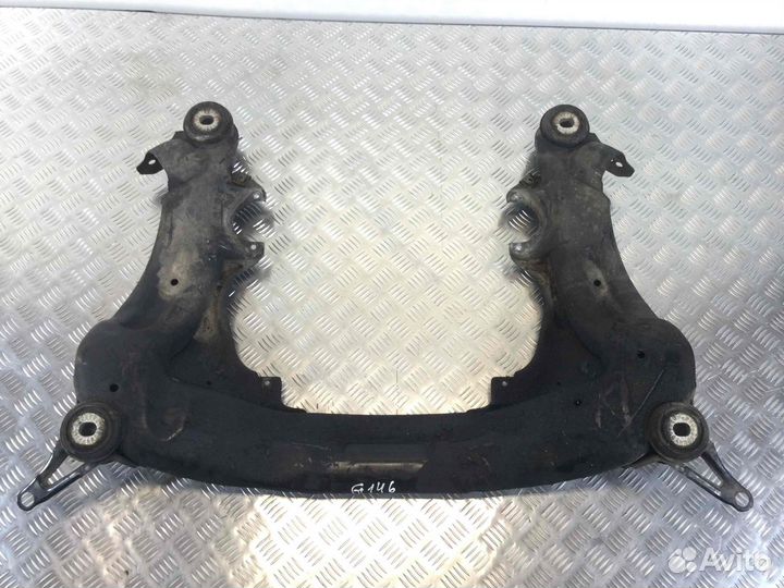 Балка подвески передняя (подрамник) Volkswagen Pas