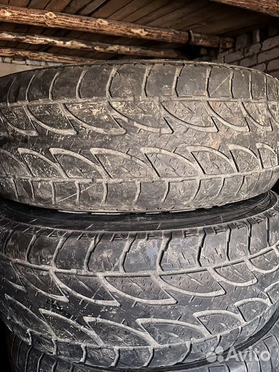 Bridgestone Dueler A/T 275/65 R17 115T