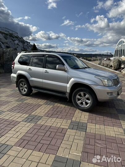 Toyota Land Cruiser Prado 4.0 AT, 2005, 247 800 км