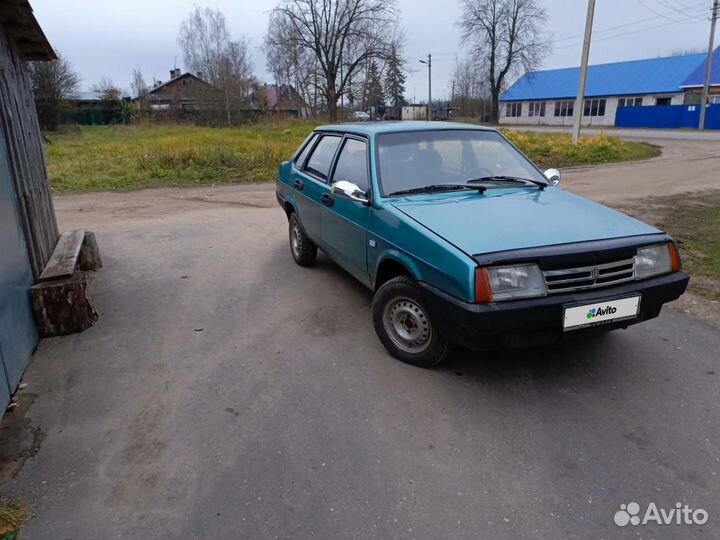 ВАЗ 21099 1.5 МТ, 1999, 140 000 км