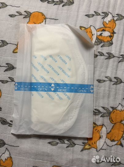 Накладки на грудь силиконовые Chicco. Новые