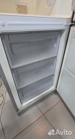 Холодильник hotpoint ariston (no frost)