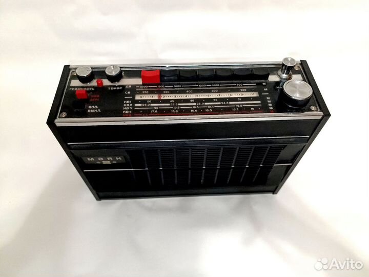 Армейский радиоприемник Маяк-2