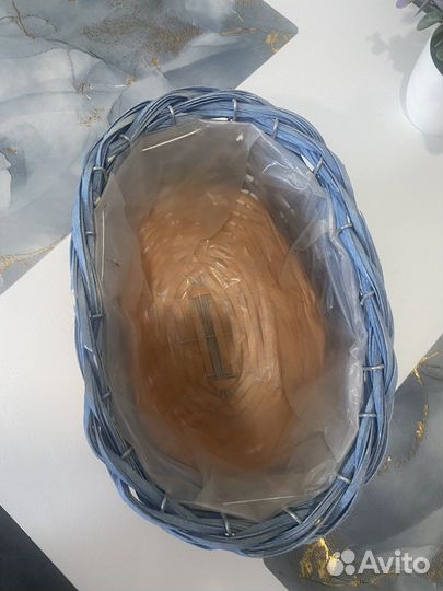 Кашпо для цветов декоративное