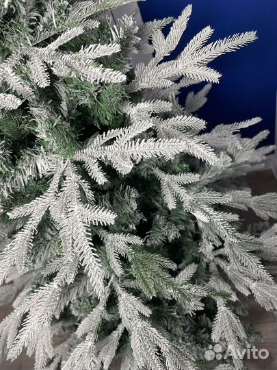 Елка новогодняя