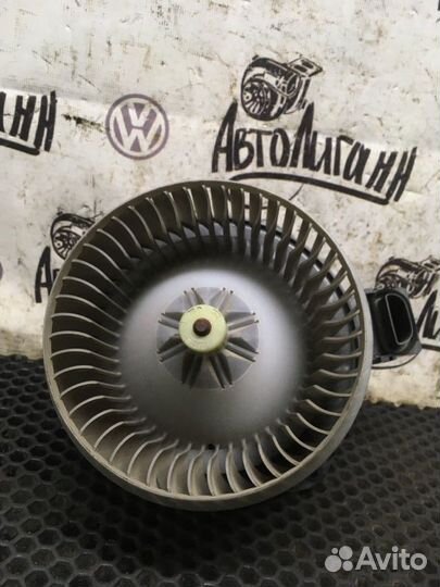 Моторчик печки Toyota Auris 4ZZ 2007