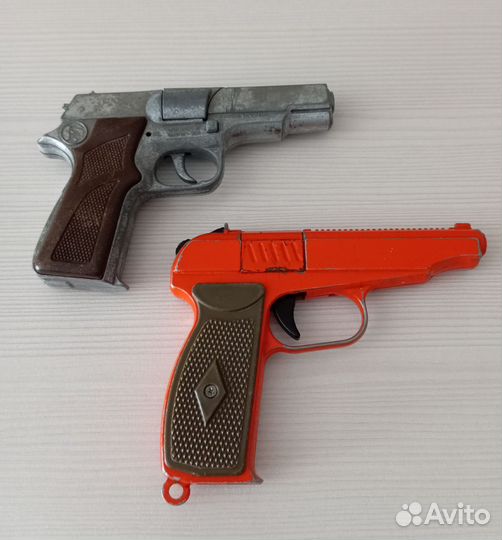 Детская игрушка пистолет, СССР металл