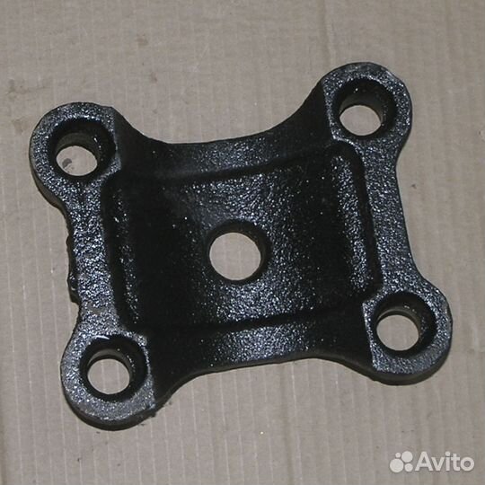 Накладка рессоры урал Хомут крепления передней рес