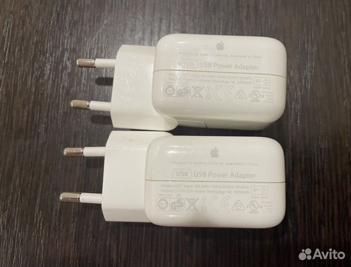 Зарядный блок iPhone