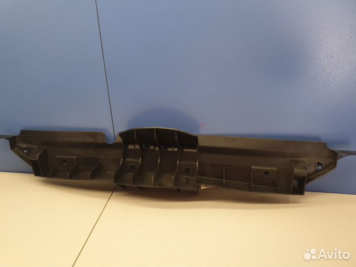 Пыльник двигателя центральный Toyota Yaris 2005-2011