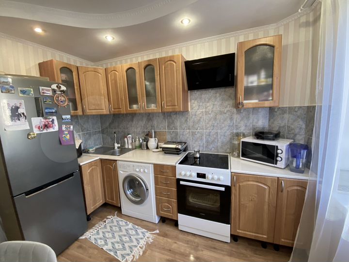 3-к. квартира, 66 м², 1/9 эт.