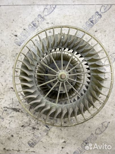 Моторчик печки BMW E34