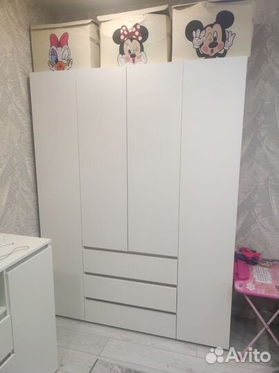 Шкаф пенал белый