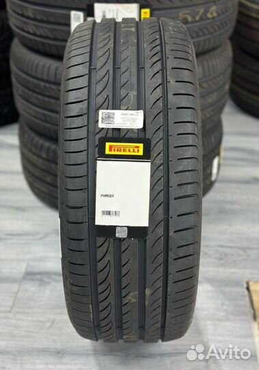 Pirelli Powergy 215/50 R17 95Y