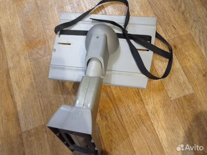 Кронштейн под телевизор