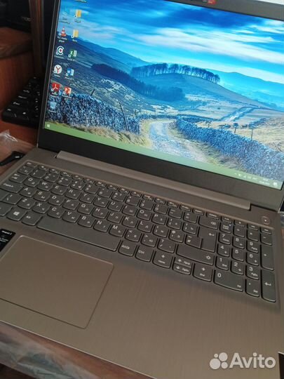 Ноутбук Lenovo новый
