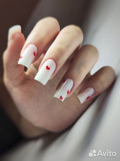 Маникюр, педикюр