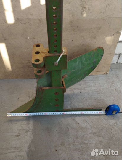 Плуг для вспашки