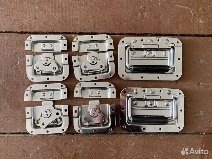 Фурнитура для кофра и река