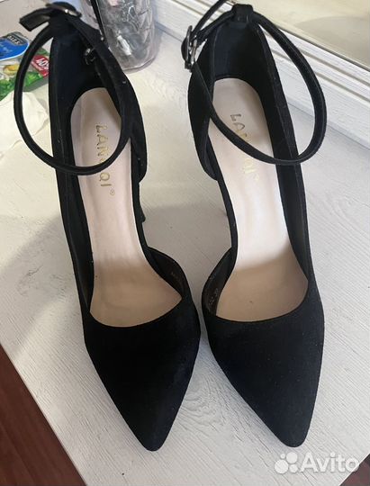 Туфли женские 39 размер черные