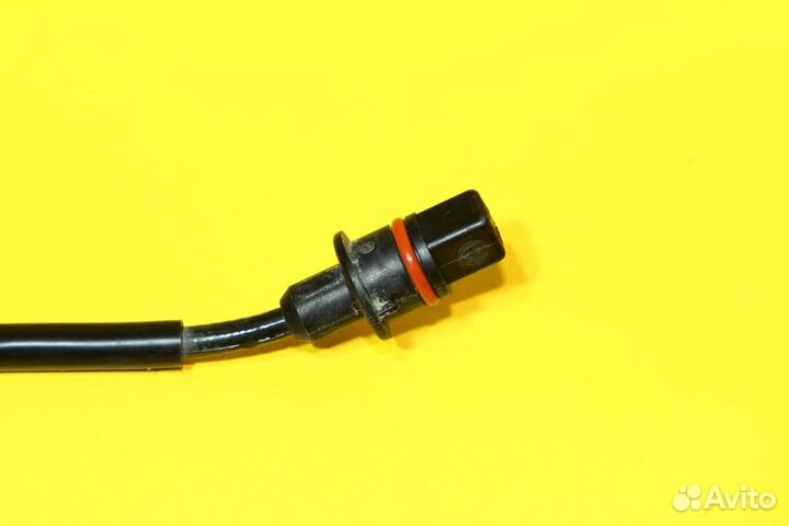 Датчик ABS Передний левыйправый
