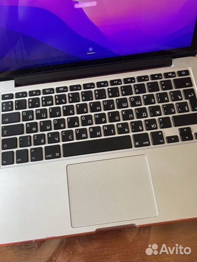 Macbook Pro 13 2015 i5 (8/256) 580 циклов