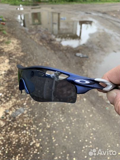 Спортивные очки Oakley