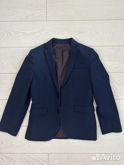 Школьный костюм Next 140 после химчистки