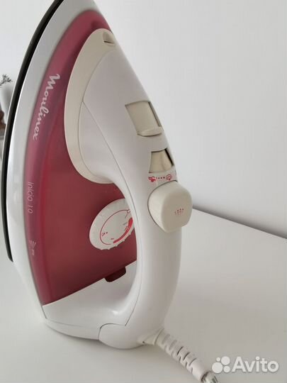 Утюг Moulinex