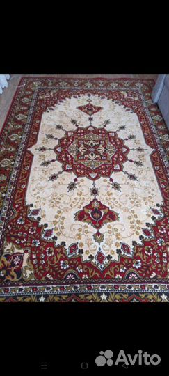 Ковер шерстяной