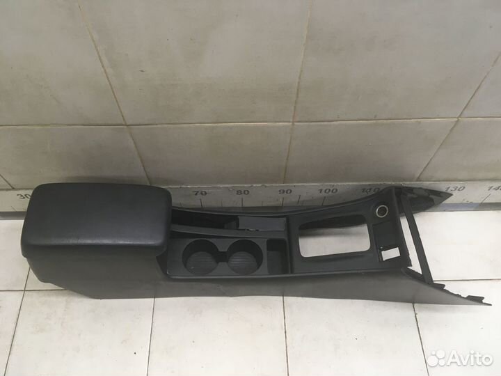 Консоль Corolla E12 2001-2006