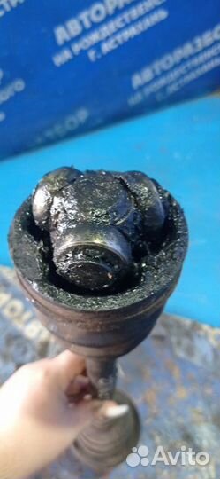 Левый привод Ford Focus 2 седан hwda 2008