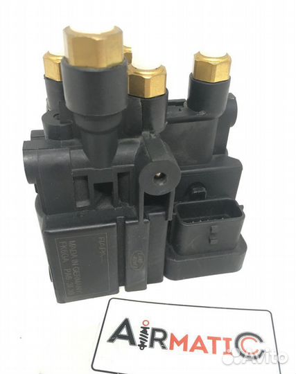 Блок клапанов пневмоподвески Range Rover L405 L494